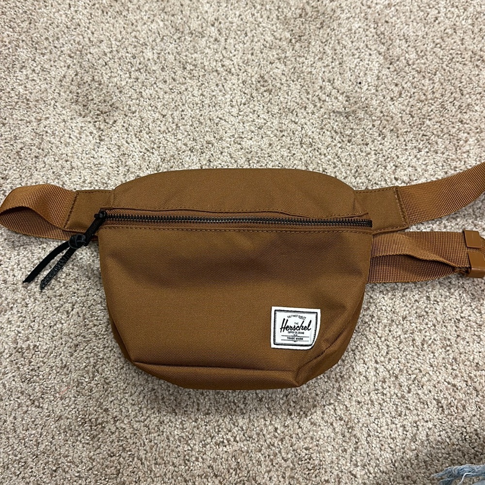 Herschel crossbody bag